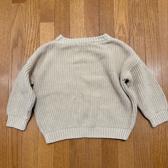 Fieldday Sweater - Picture 2 of 4